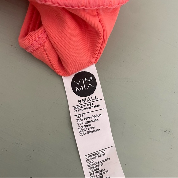 Sports bra - Picture 2 of 3